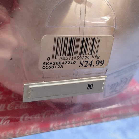 Collectable Coca Cola Polar Bear with Polar Bear clip-on Watch - Picture 9 of 11